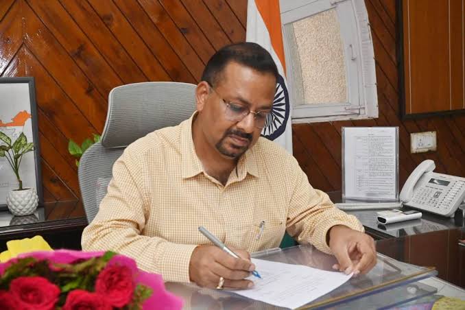 हरिद्वार ज़मीन घोटाले में धामी सरकार की सबसे बड़ी सर्जिकल स्ट्राइक — दो IAS और एक PCS अफसर सस्पेंड